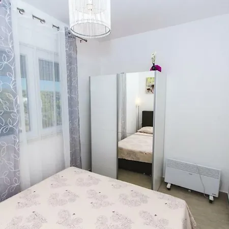 Apartman 'pomalo-take It Easy' Apartment Brodarica (Sibenik-Knin)