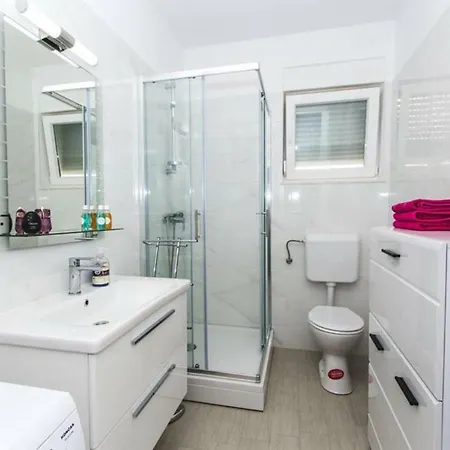 Apartman 'pomalo-take It Easy' Apartment Brodarica (Sibenik-Knin)